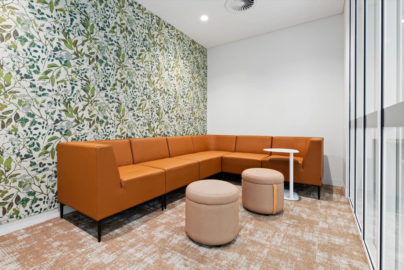 Haven Lounge — image 8