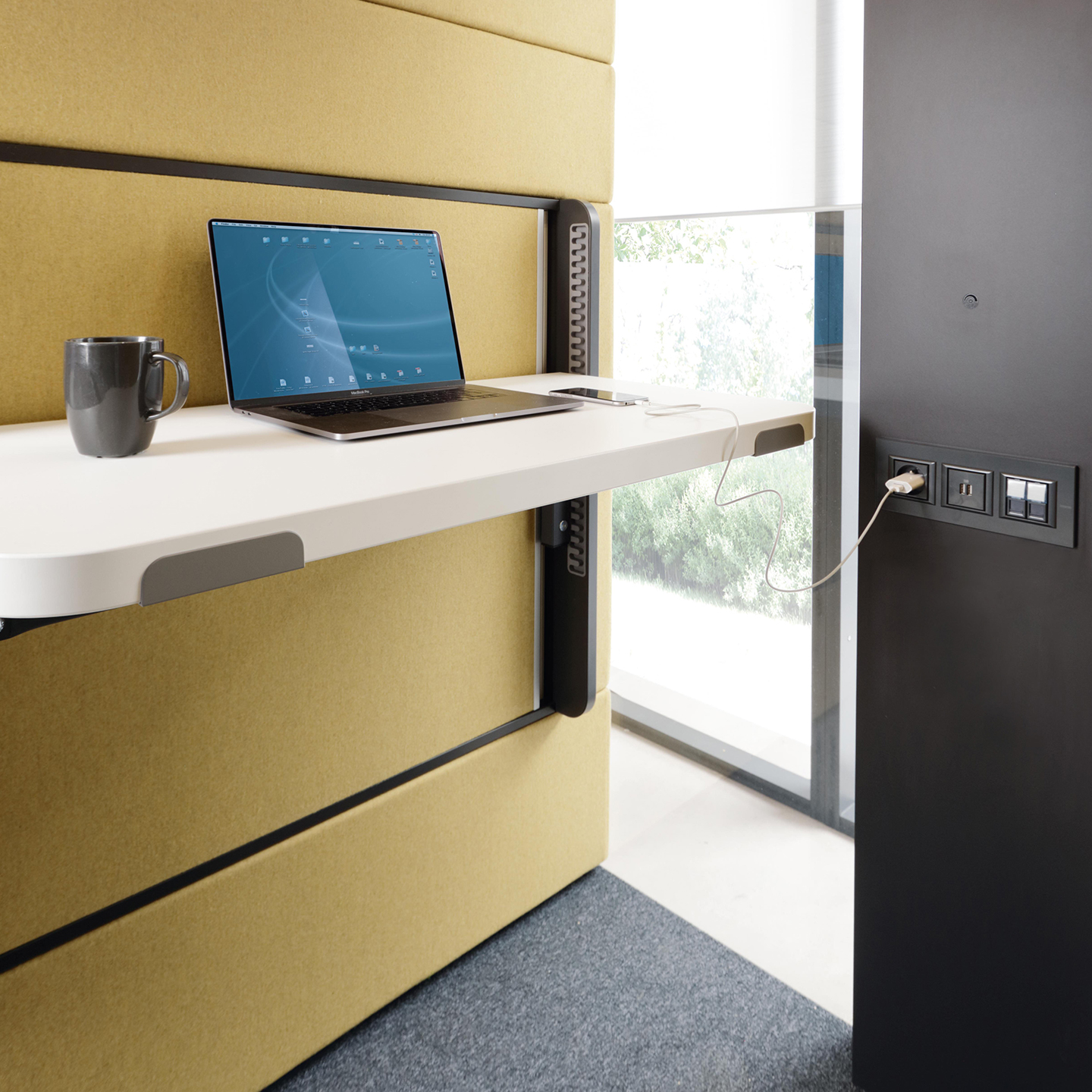 Haworth HushWork.Sit&Stand Acoustic Booth — image 4