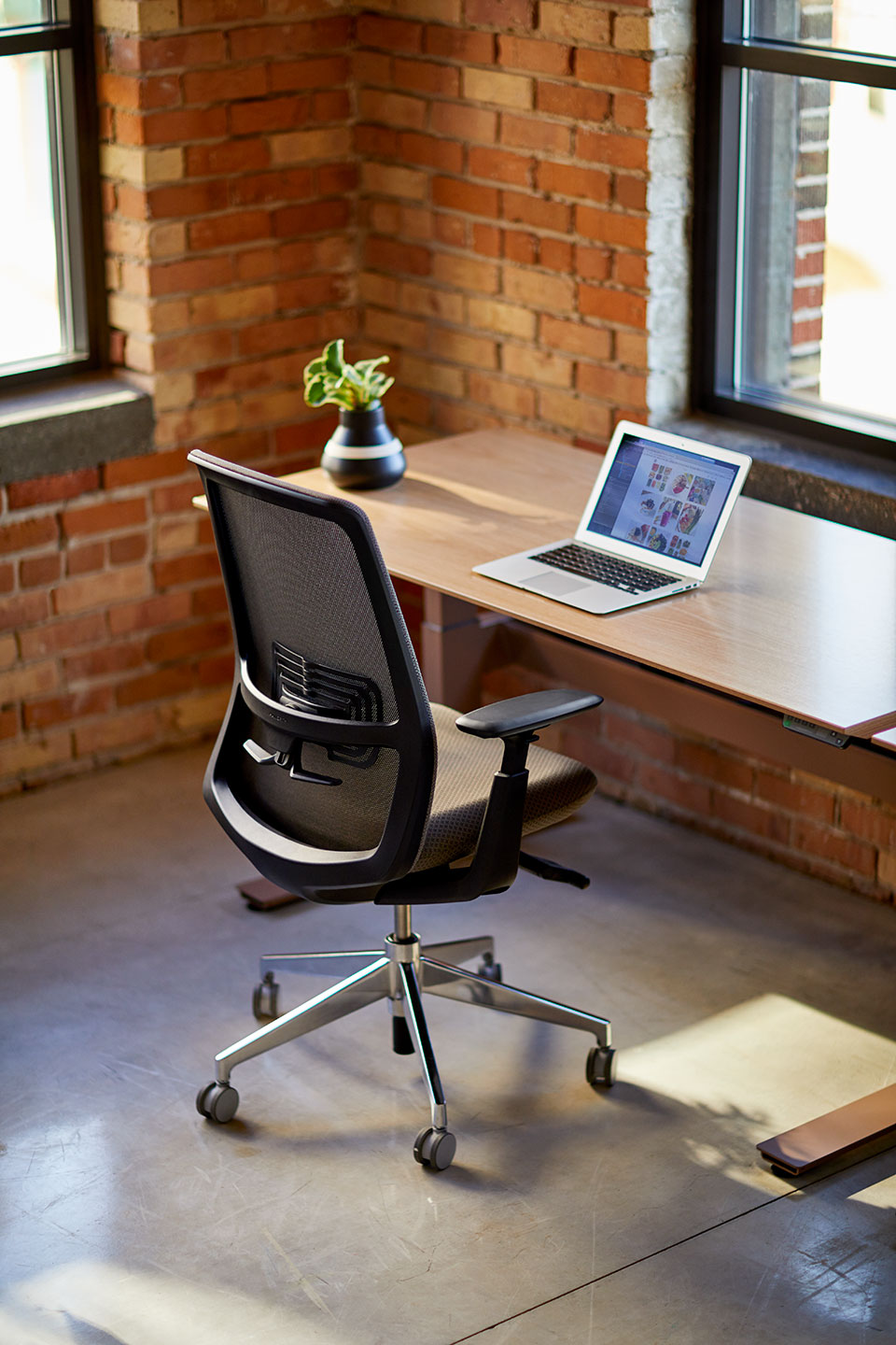 Haworth Soji Task Chair — image 3