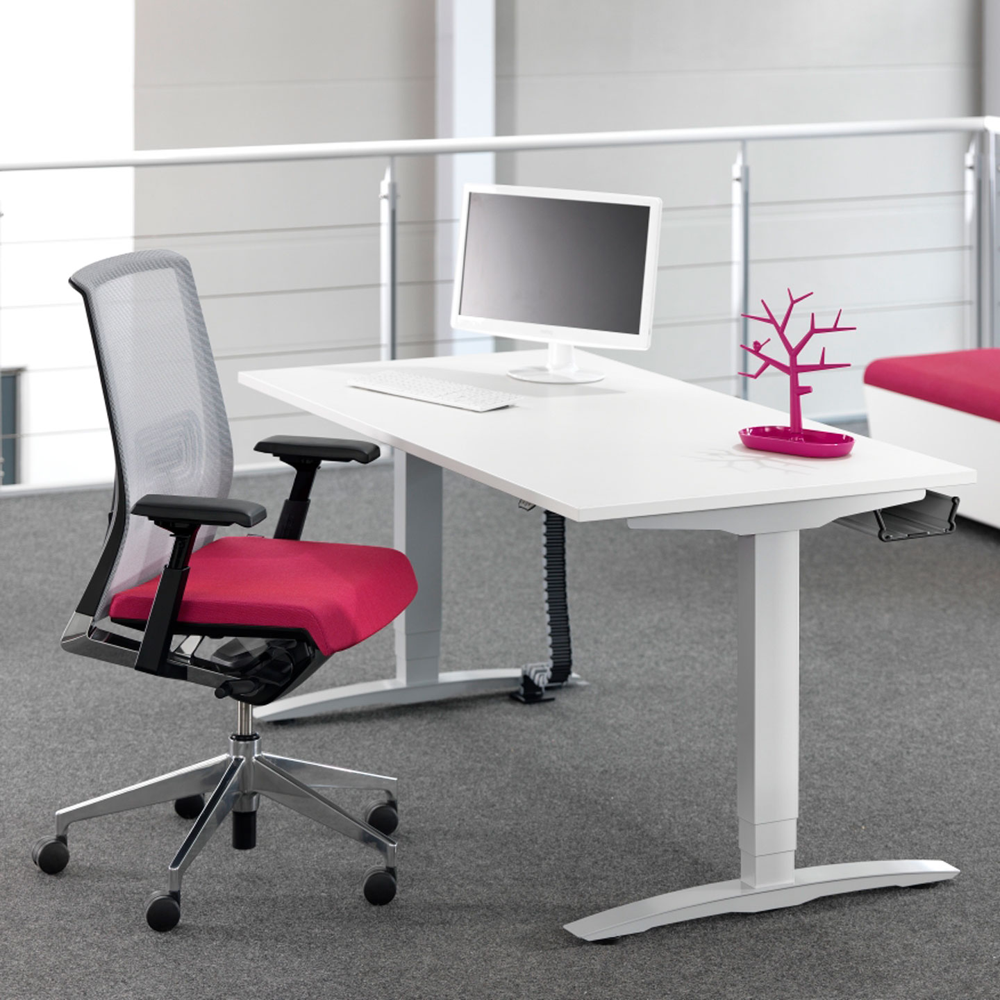 Haworth Very Task Chair — image 3