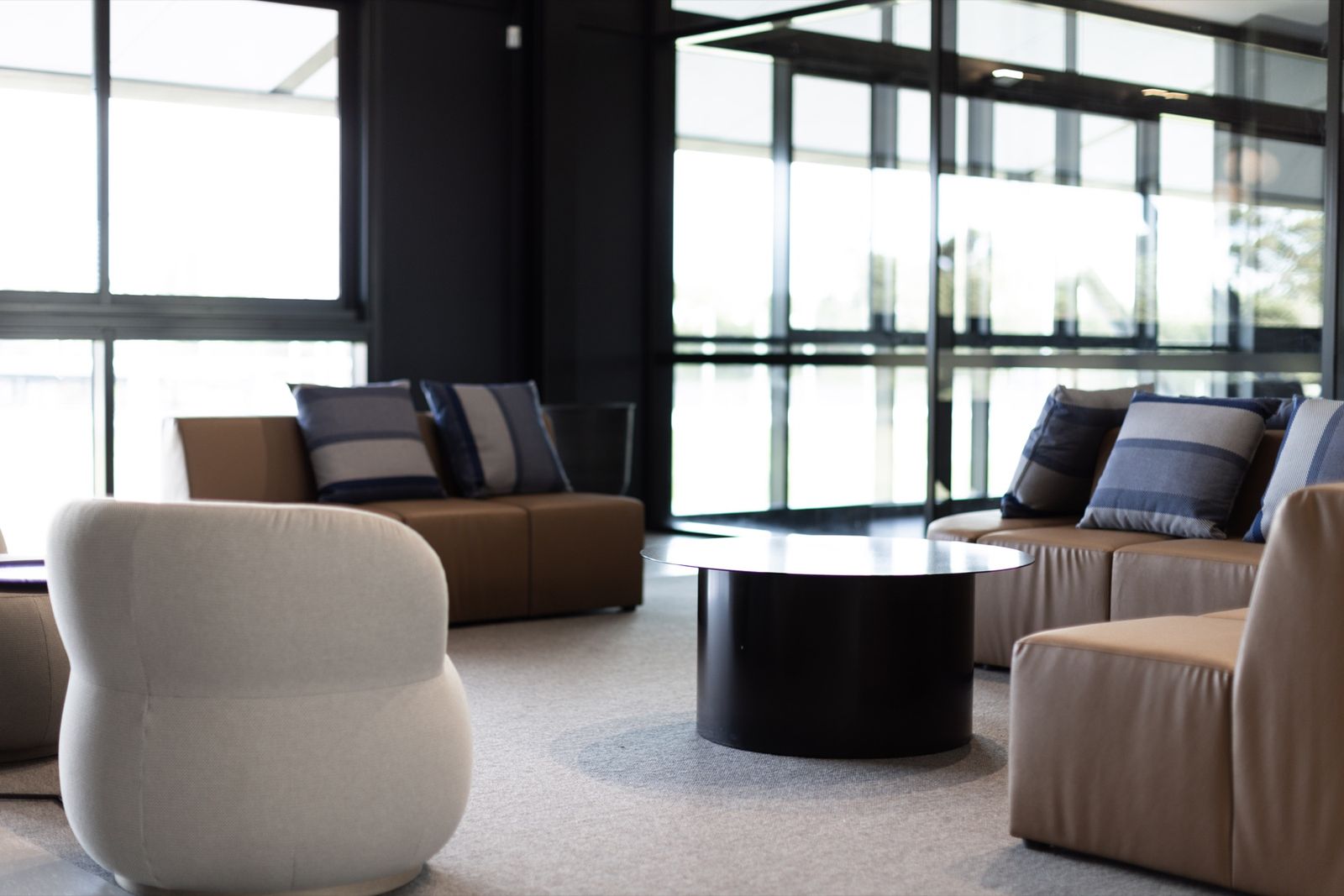 Kanon Coffee Tables — image 10