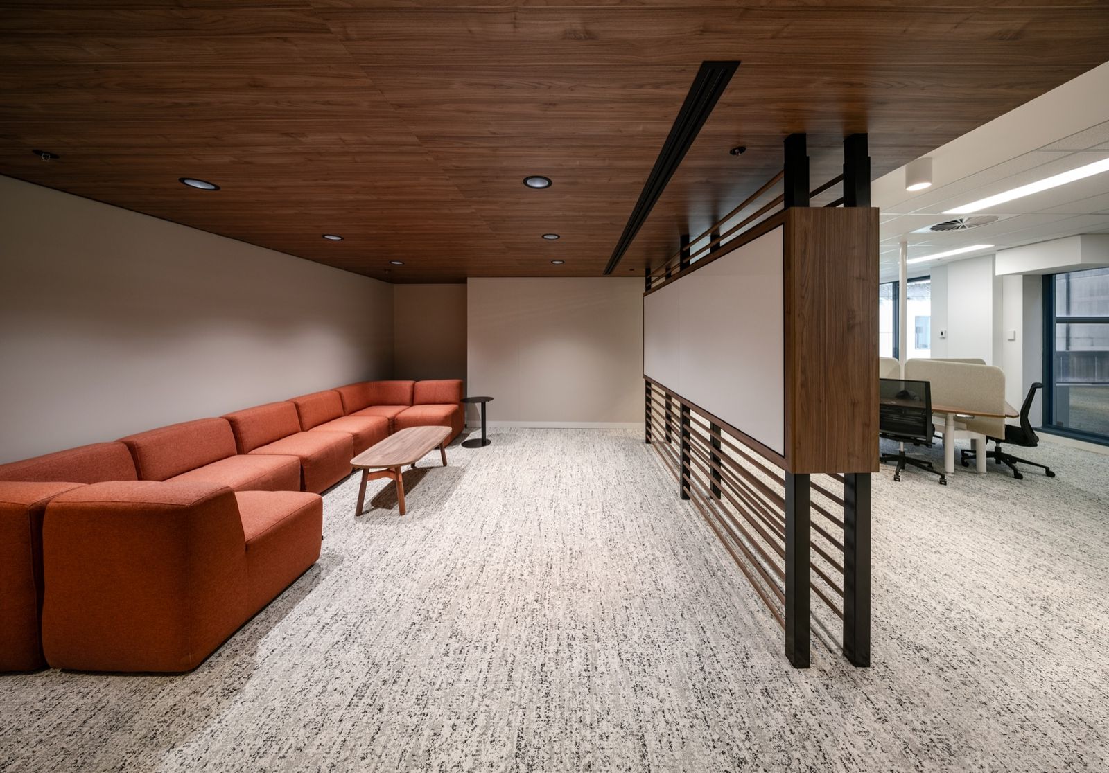 Korus Collection — image 8