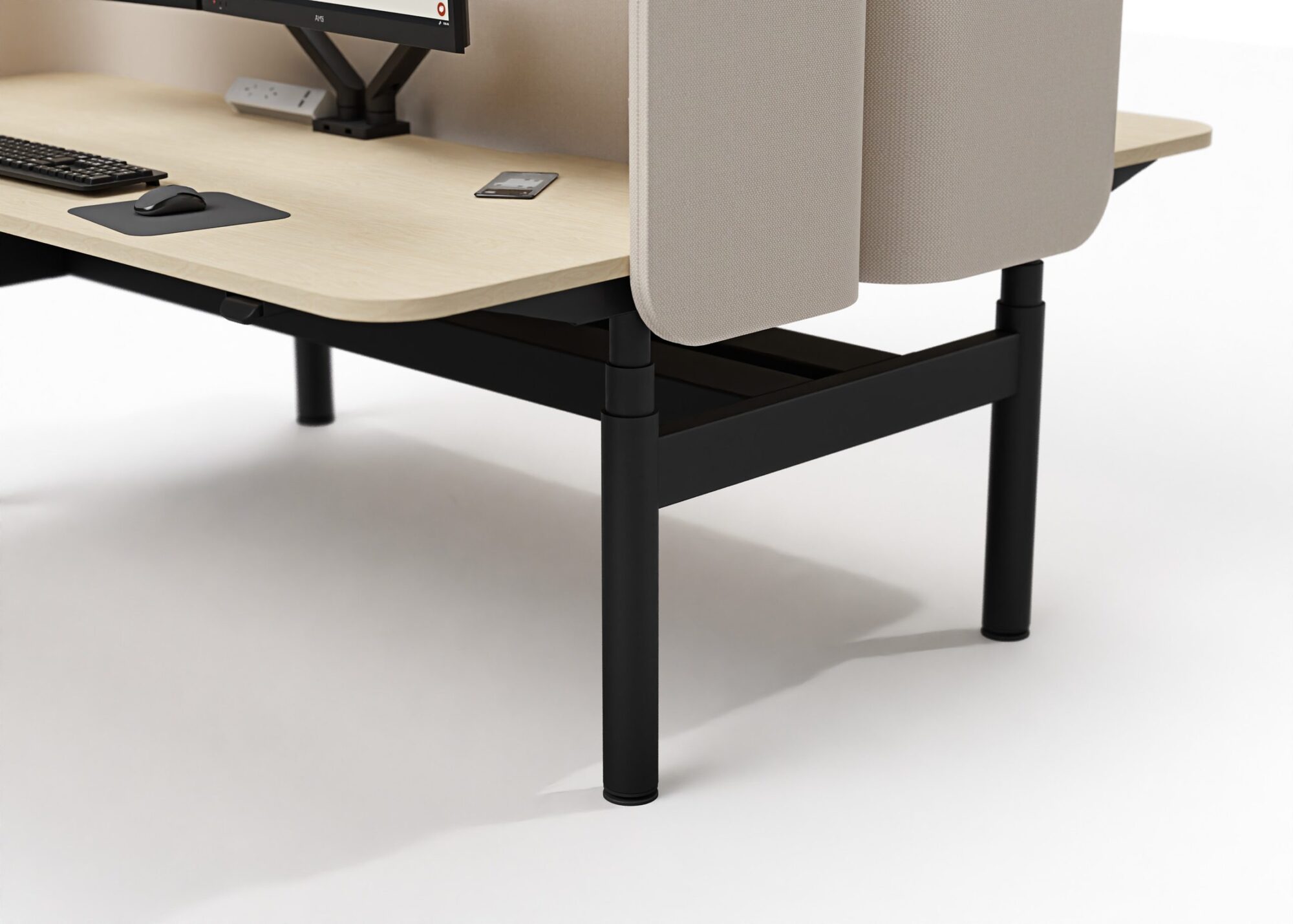 Strata Workstations — image 3