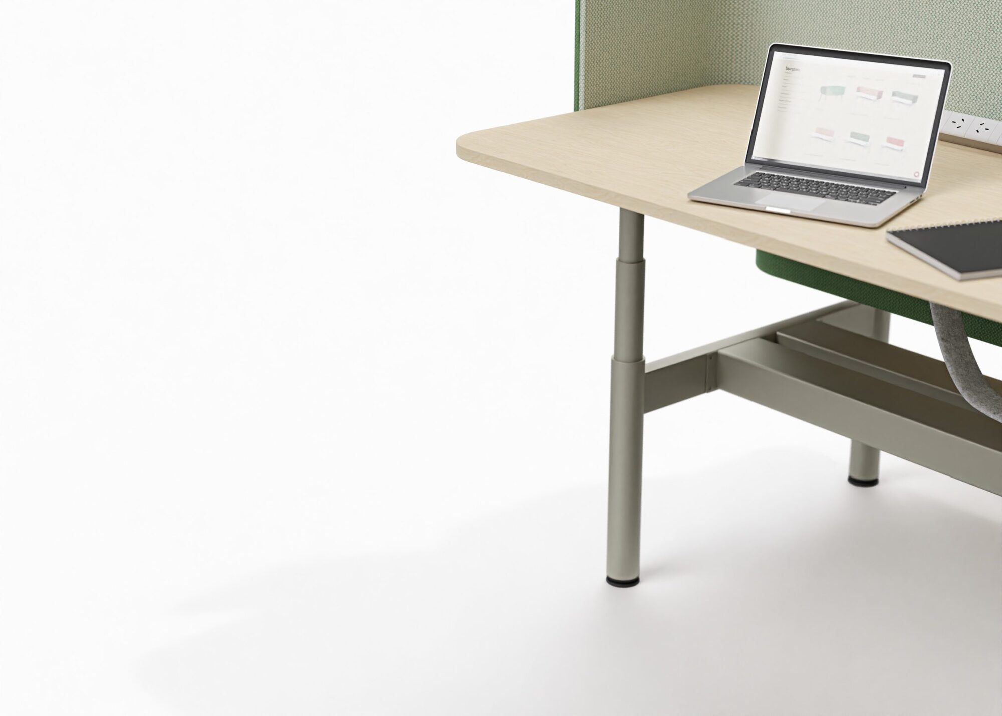 Strata Workstations — image 7